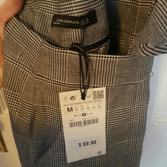 Zara jumpsuit. - Picture 4 of 4